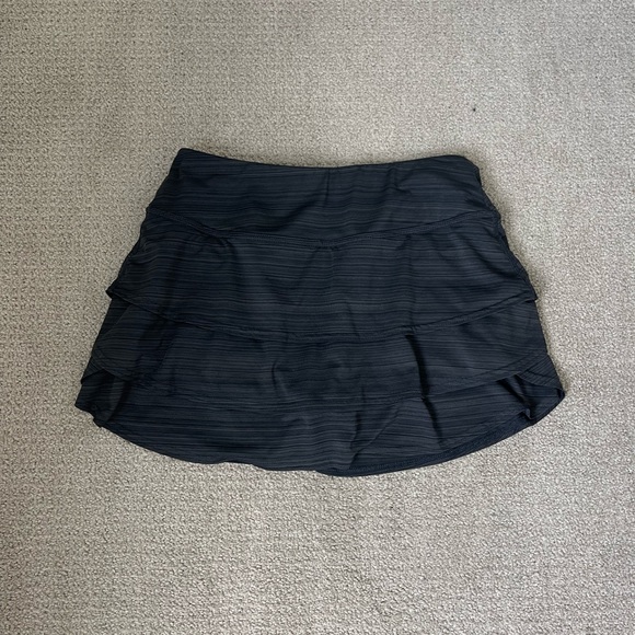 Athleta Swagger Skort in Dark Gray - Picture 2 of 5